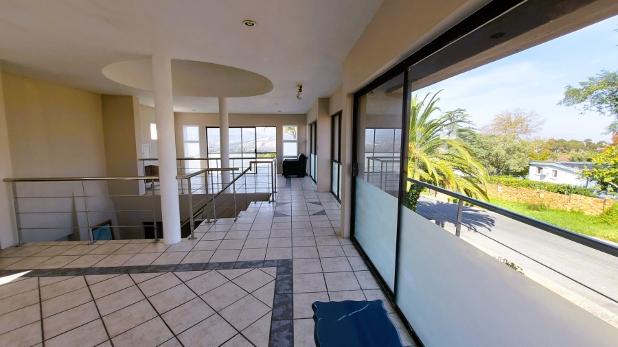 10 Bedroom Property for Sale in Montclair Western Cape